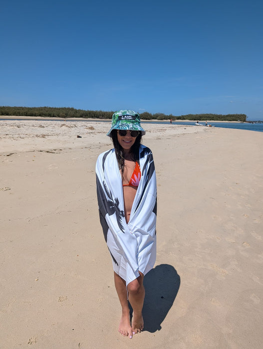 LND. White Palm Beach Towel