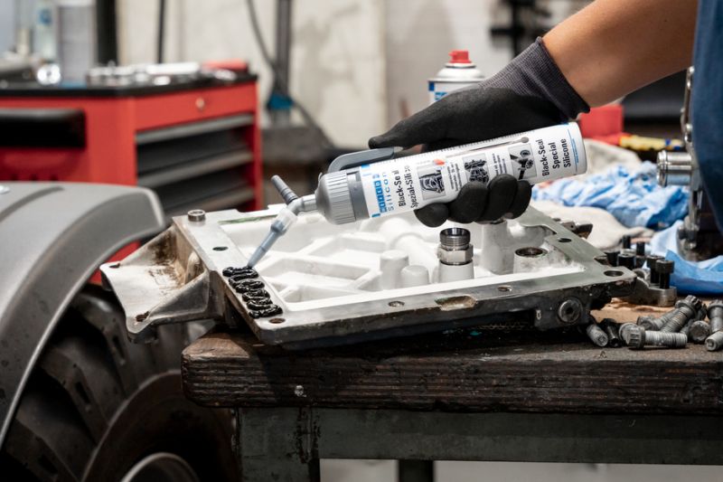 WEICON Black Seal RTV Aerosol Pressure Can 200ml